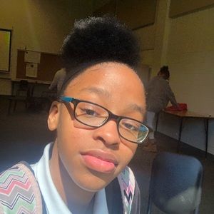 Meet your Posher, Juliana